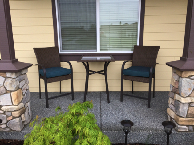 Front Porch - Seating Area